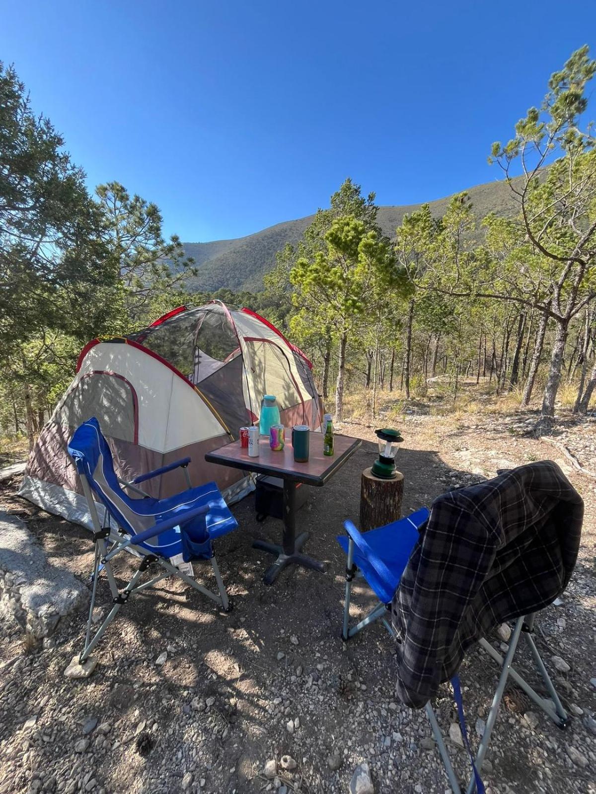Los Lirios Camping En La Sierra De Arteaga מראה חיצוני תמונה