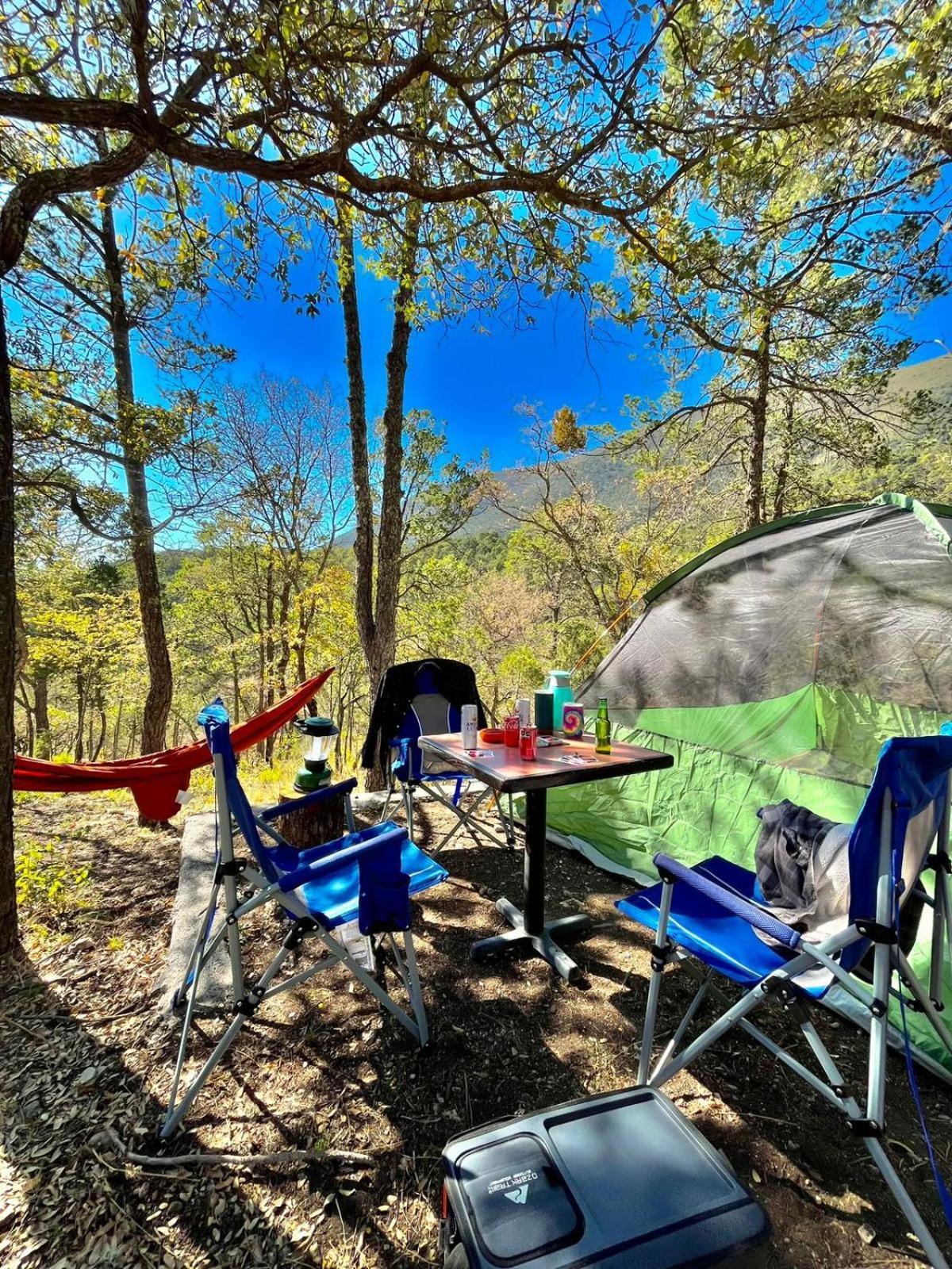 Los Lirios Camping En La Sierra De Arteaga מראה חיצוני תמונה